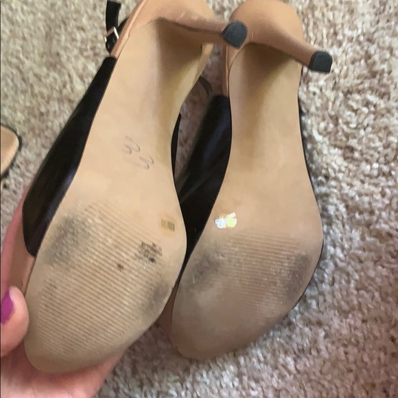 BCBG tan/black heels - worn 1x - Picture 3 of 3